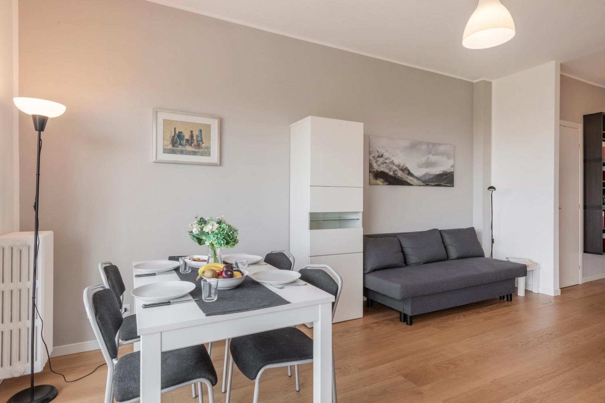 Appartamento Omodeo, 19 - Ampio E Panoramico Milano Esterno foto
